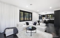 21 Olinda Crescent, Olinda, Vic 3788