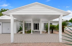 61 Reef Street, Port Douglas, Qld 4877