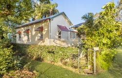 90 Yundah Street, Shorncliffe, Qld 4017