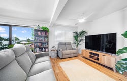 1/87 Buderim Avenue, Mooloolaba, Qld 4557