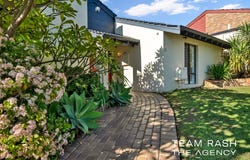 6 Catherine Close, Woodvale, WA 6026