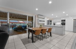 5 Montcliff Court, Springfield, Qld 4300
