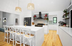 53 Thomas Road, Devereux Creek, Qld 4753