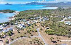 34 Arkhurst Road, Hideaway Bay, Qld 4800