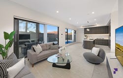 13 Flinders Road, Georges Hall, NSW 2198
