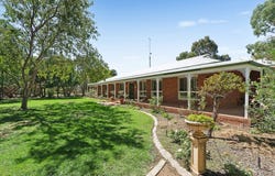 2 Marks Road, Leeton, NSW 2705