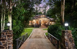 666 Upper Brookfield Road, Upper Brookfield, Qld 4069