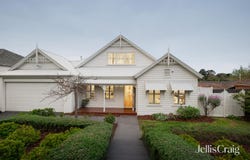 27 Woodhouse Grove, Box Hill North, Vic 3129