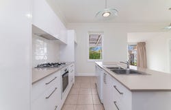 6 Dickens Street, Hamilton, Vic 3300