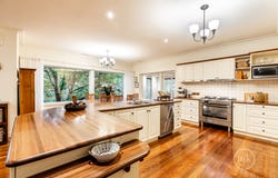 5 Jedem Close, Viewbank, Vic 3084