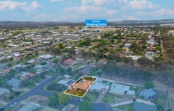 2 Cooba Place, Estella, NSW 2650
