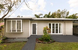 33 Gatwick Street, Stafford Heights, Qld 4053