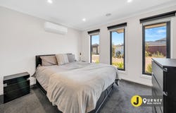 17 Thredbo Crescent, Clyde, Vic 3978
