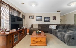 92 Sandarra Boulevard, Sandhurst, Vic 3977