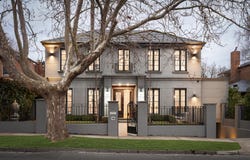 14 Hillcrest Avenue, Kew, Vic 3101
