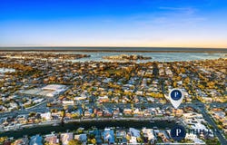 100  Oxley Drive, Paradise Point, Qld 4216