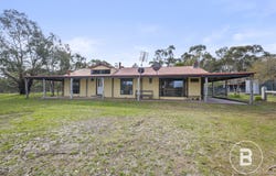 6 Voss Road, Moyreisk, Vic 3477
