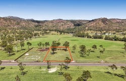 20 Olea Road, Alligator Creek, Qld 4816