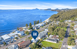23 Sandy Point Road, Corlette, NSW 2315