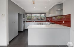 3 Panorama Drive, Delacombe, Vic 3356