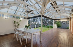 15 Bushland Drive, Aberfoyle Park, SA 5159