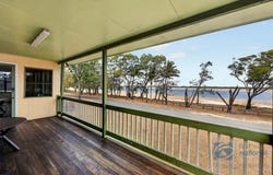 25 Walkers Point Esplanade, Woodgate, Qld 4660