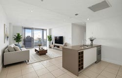 4082/37C Harbour Road, Hamilton, Qld 4007