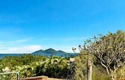 10 Rise Cres, Mission Beach, Qld 4852