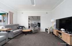 38 Queen Street, Uralla, NSW 2358