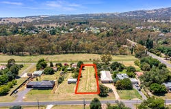 8 HUGHES STREET, Avenel, Vic 3664