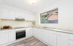 2/11 Casula Place, Ourimbah, NSW 2258