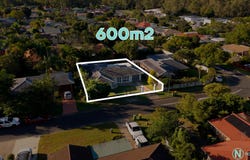 51 Bottlebrush Drive, Regents Park, Qld 4118