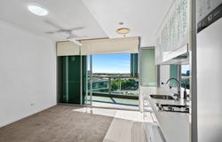 11005/8 Harbour Road, Hamilton, Qld 4007