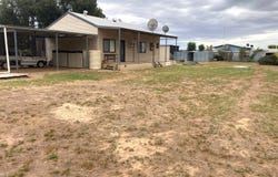 4 Blaxland Street, Euabalong, NSW 2877
