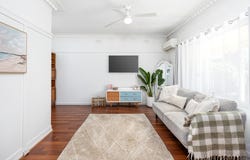32 Ceduna Street, Mount Austin, NSW 2650
