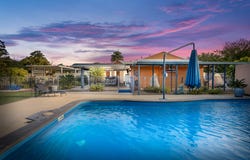 12 Twolyn Street, Urangan, Qld 4655