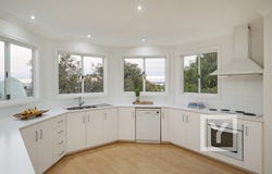 11 Thurstun Lane, Dunsborough, WA 6281