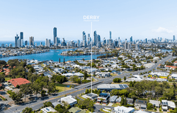 2  Deauville Drive, Southport, Qld 4215