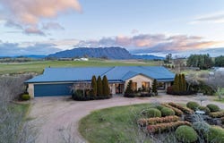 130 Main Street, Sheffield, Tas 7306
