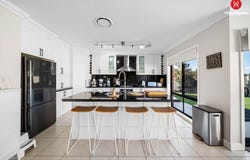 32 Wainewright Avenue, West Hoxton, NSW 2171