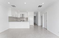 15 Horseshoe Parade, Fraser Rise, Vic 3336