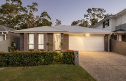 8 Ruchi Place, Wynnum West, Qld 4178