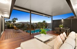 11 Beecroft Place, Robina, Qld 4226