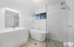 111/97 Edmund Rice Drive, Southport, Qld 4215