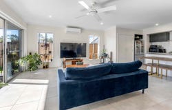 18 Eucalyptus Street, Greenbank, Qld 4124