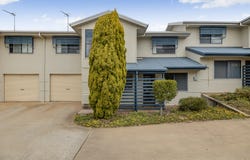 22/337 Spring Street, Kearneys Spring, Qld 4350