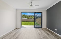 1/12 Sheoak Drive, Bentley Park, Qld 4869