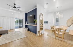 2 Herta Lane, Sarina Beach, Qld 4737
