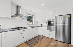 12 Dean Court, Coolaroo, Vic 3048