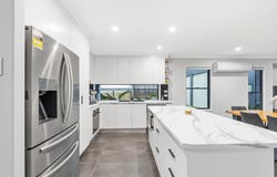 30 Palmetto Crescent, Rural View, Qld 4740